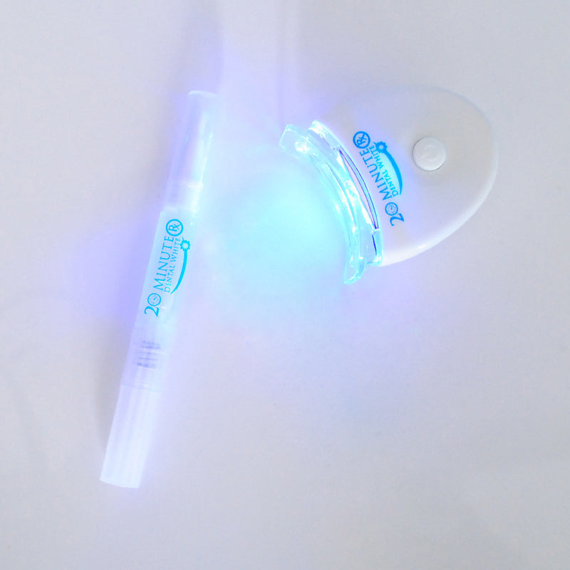 Découvrez le Blanchiment Dentaire à Domicile avec le Kit Rivieraescape™